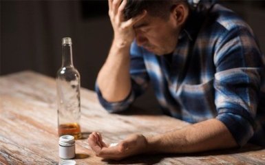 Лечение алкоголизма: почему люди становятся алкоголиками и как им помочь