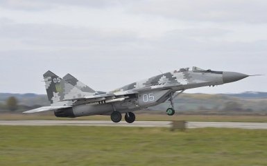 Польша передала Украине первые истребители МиГ-29