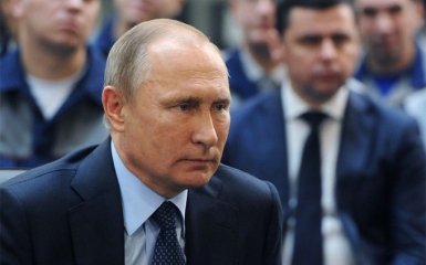 Соцмережі висміяли неймовірно зростаючий рейтинг Путіна