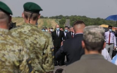 Послы ЕС срочно приехали на Донбасс - что происходит