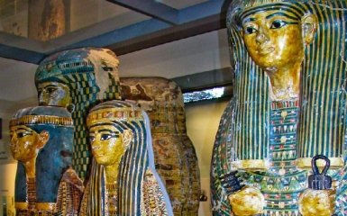 В египетских гробницах обнаружили необычных мумий
