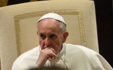 Папа Римський нарешті пояснив свою позицію щодо одностатевих шлюбів