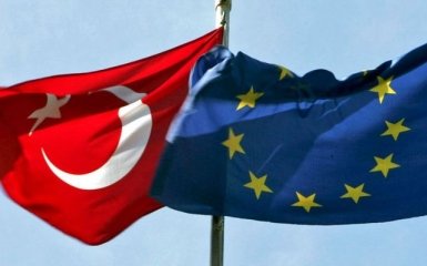 ЄС дасть Туреччині 3 млрд євро на біженців