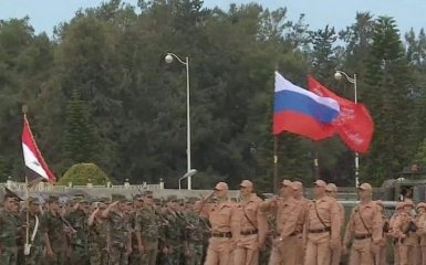 Асад сховав свої військові літаки на російських базах - CNN