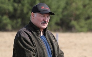 Лукашенко вслед за Путиным внезапно решил изменить конституцию Беларуси