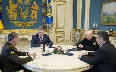 Порошенко выступил с заявлением по поводу пожара на "Интере"