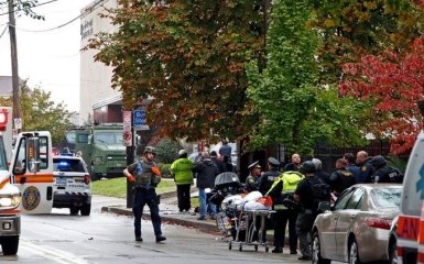Кривава атака на синагогу в Піттсбурзі: що відомо про стрілянину в США