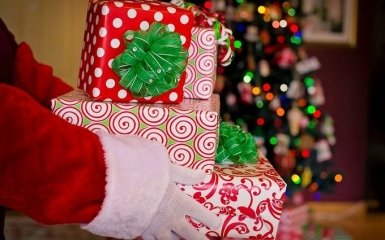Приніс не ті подарунки: в Німеччині хлопчик поскаржився в поліцію на Санта-Клауса