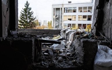Повреждение здания Госпрома в Харькове