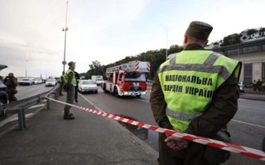 Транспортний колапс у Києві: загроза теракту спровокувала затори