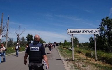Разведение сил на Донбассе: наблюдатели ОБСЕ показали, как выглядит район Станицы Луганской
