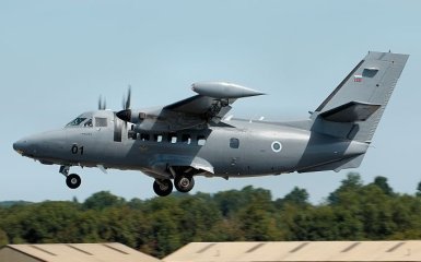 Російський Су-35 перехопив польський літак над Чорним морем