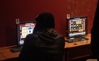 Глава фракции «Слуга народа» рассказал, кто в правительстве "крышует" игорный бизнес