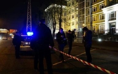 Обстріл банку в Одесі: поліція озвучила версію, а в мережі з'явилися нові фото