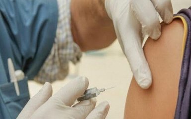 Первая страна ЕС вакцинировала от коронавируса 90% населения
