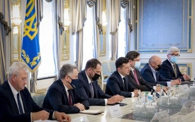 Время пришло — у Зеленского прокомментировали переговоры Байдена и Путина