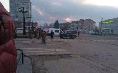 Диверсия под Харьковом: в Минобороны озвучили версии и данные о пострадавших