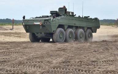Украина получит от Польши вдвое больше БТР Rosomak — Зеленский