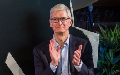 Стало известно, сколько зарабатывают руководители Apple - удивительные цифры