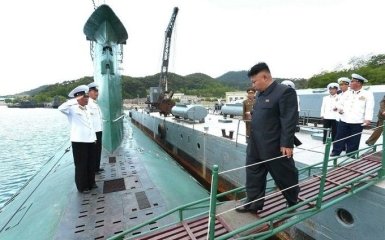 Північна Корея будує підводний човен з балістичними ракетами