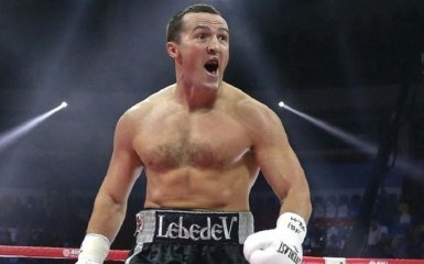 Російський боксер хоче битися з Усиком в Україні