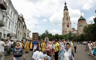 Ікона Тимошенко на хресній ході розжарила соцмережі: опубліковано фото