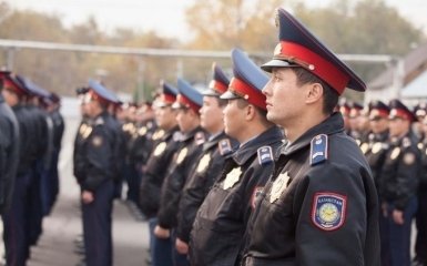 У Казахстані поліція жорстко розігнала мітинги проти влади: з'явилися відео