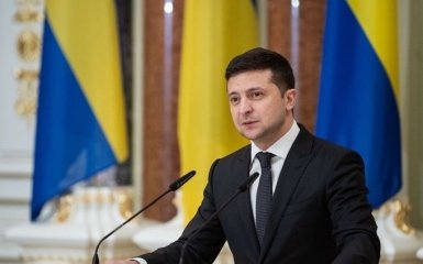 Зеленський висміяв депутатів після ухвалення закону про референдум