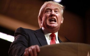 Трамп неочікувано скерував озброєних солдатів до кордону з Мексикою: що відбувається