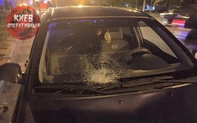 В Киеве в ужасном ДТП на переходе погиб ребенок: появились фото и видео с места аварии