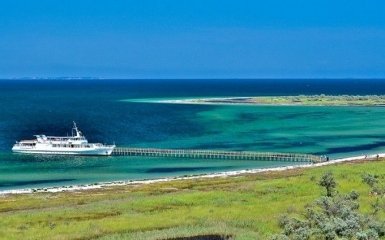 З безлюдного острову в Чорному морі врятували сотні людей