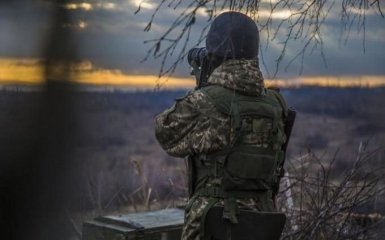 Бойовики продовжують гатити з забороненої зброї: штаб АТО оголосив втрати
