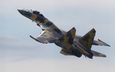 Іран уклав угоду про покупку у Росії винищувачів Су-35