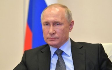 Кремлевская хитрость: Путин завуалировано продлил карантин в России