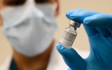 В Pfizer анонсировали вакцину против коронавируса для детей и младенцев