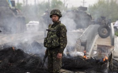 Столкновение под Мариуполем: погибли украинские военные