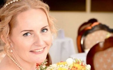 В Эстонии женщина вышла замуж за себя: появились свадебные фото