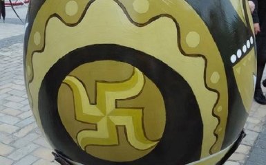 СМИ России перевозбудились из-за пасхального яйца в Киеве: опубликованы фото
