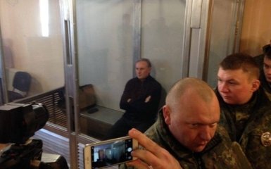 Суд над одиозным экс-регионалом принял необычное решение: появились фото и видео