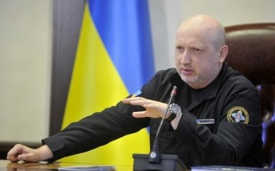 Турчинов висловився про воєнний стан в Україні: з'явилося відео