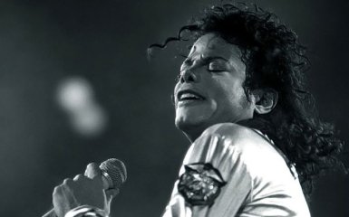 Forbes назвав ім'я найбагатшої покійної зірки