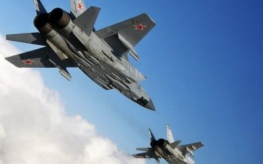 РФ подвергает опасности жителей Сирии - премьер Турции