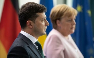 Зеленський провів телефонну розмову з Меркель