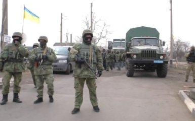 Поліція показала нове відео розгону блокадників Донбасу