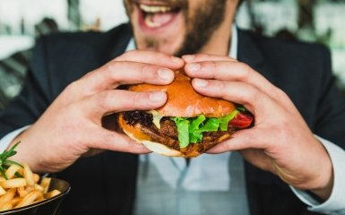 Холодні обіди на роботу: 10 корисних ідей без розігріву
