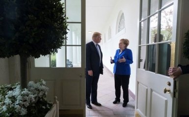 Трамп срочно позвонил Меркель - что случилось