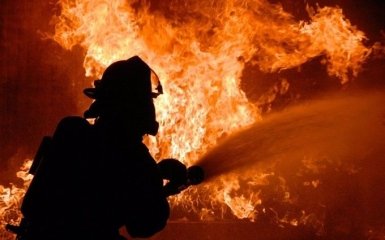 На військовій базі в Балаклії відбулася пожежа, чути вибухи