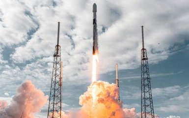 Маск совершает рекордный запуск Falcon 9 в космос — прямая трансляция