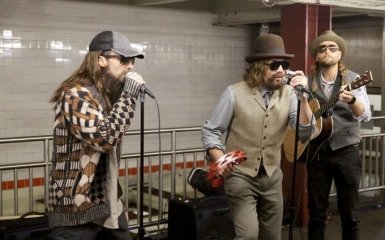 У США популярний поп-гурт зіграв в метро для розваги