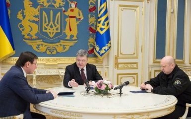 Конфискованные у Януковича и Ко деньги пойдут на укрепление обороны и соцподдержки - Порошенко